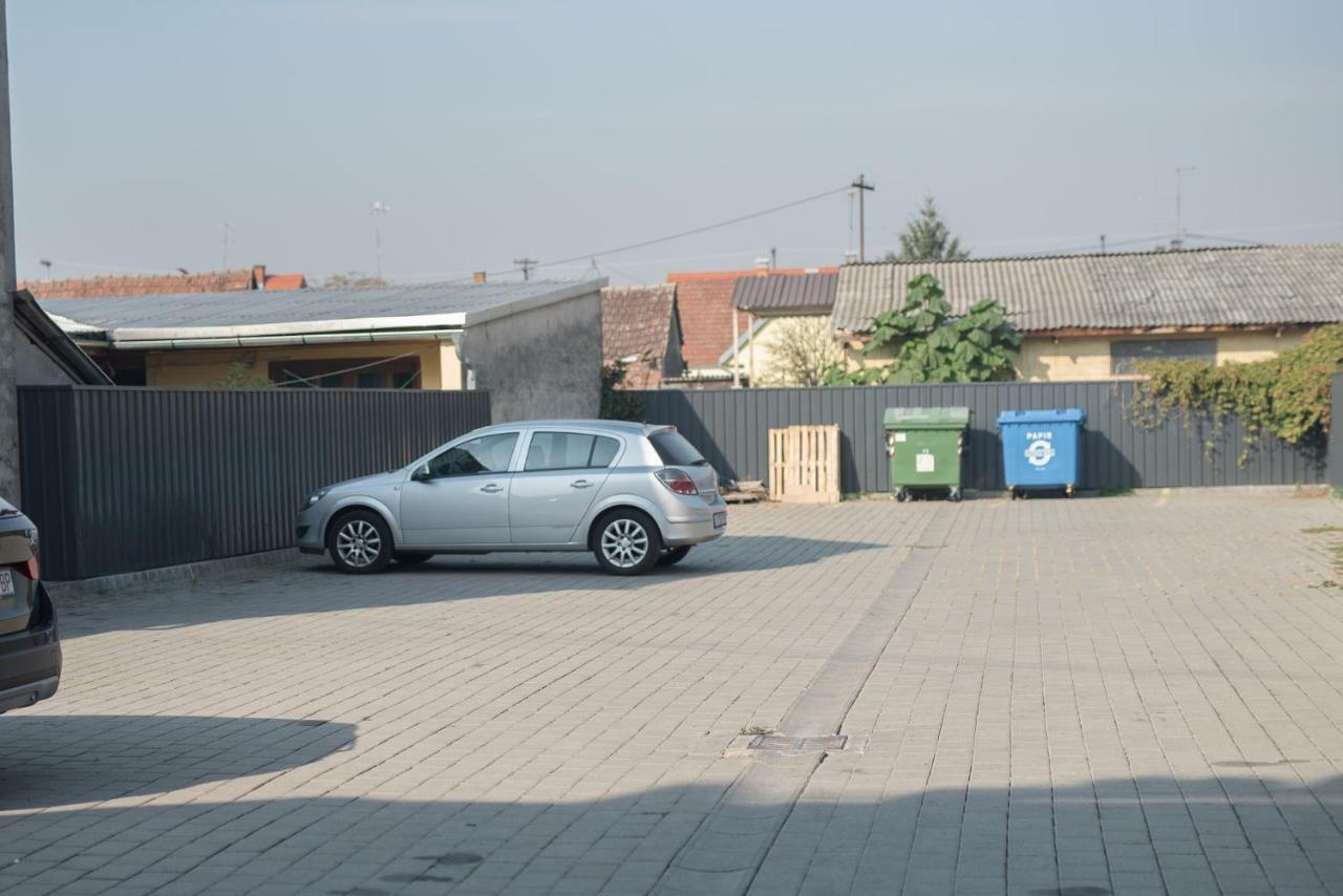 Apartman "Joka" Dakovo Exterior foto