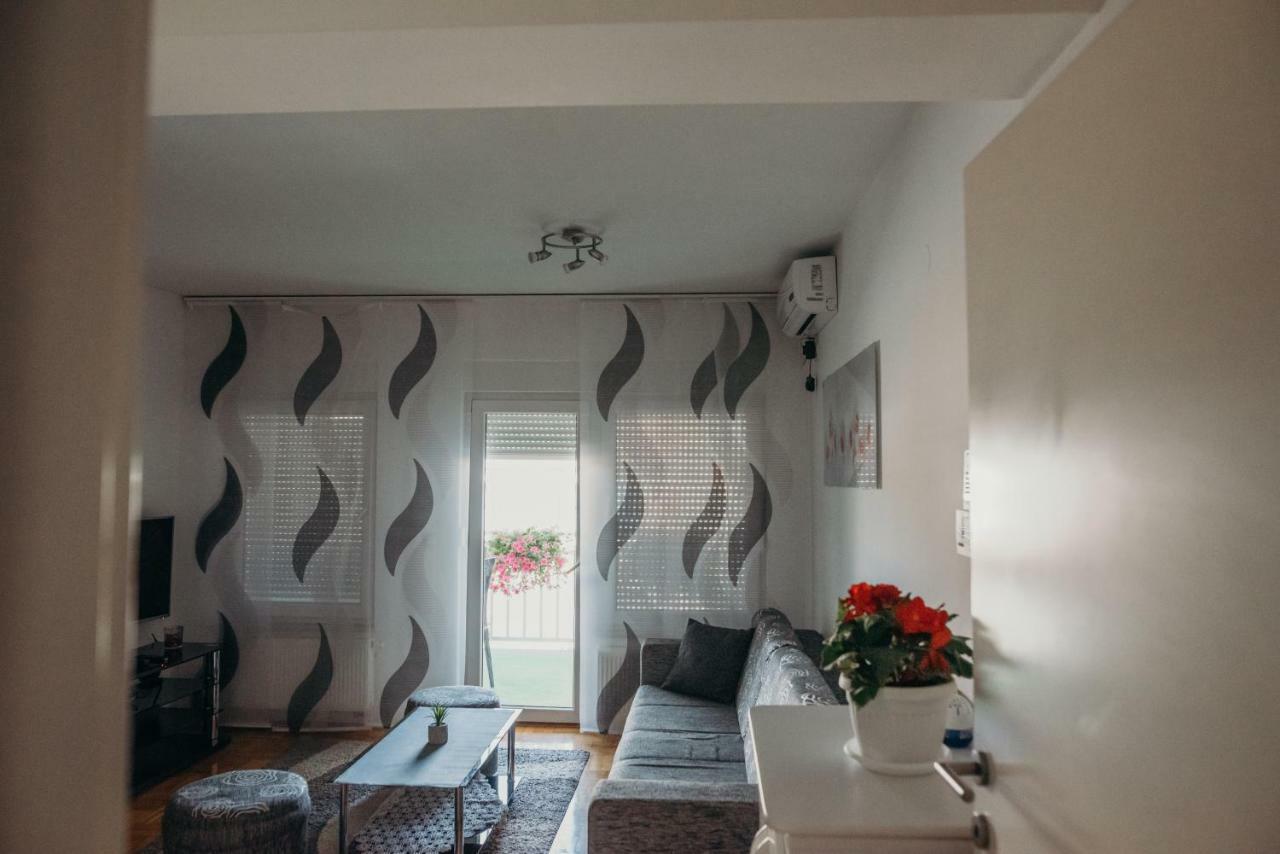 Apartman "Joka" Dakovo Exterior foto